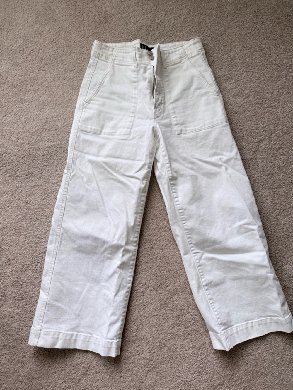 GAP high ride wide leg crop (white) jeans